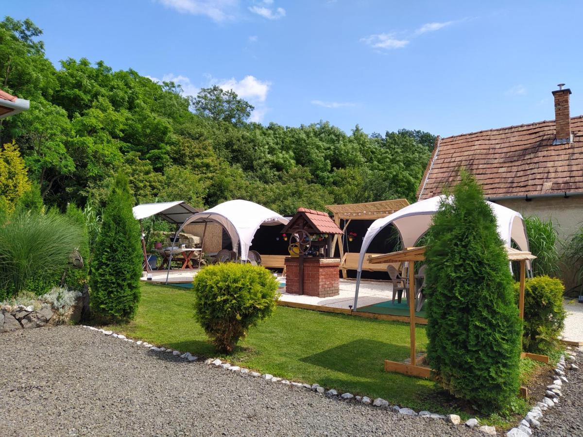 Harmony Vendeghaz Egerszalok Appartement Buitenkant foto