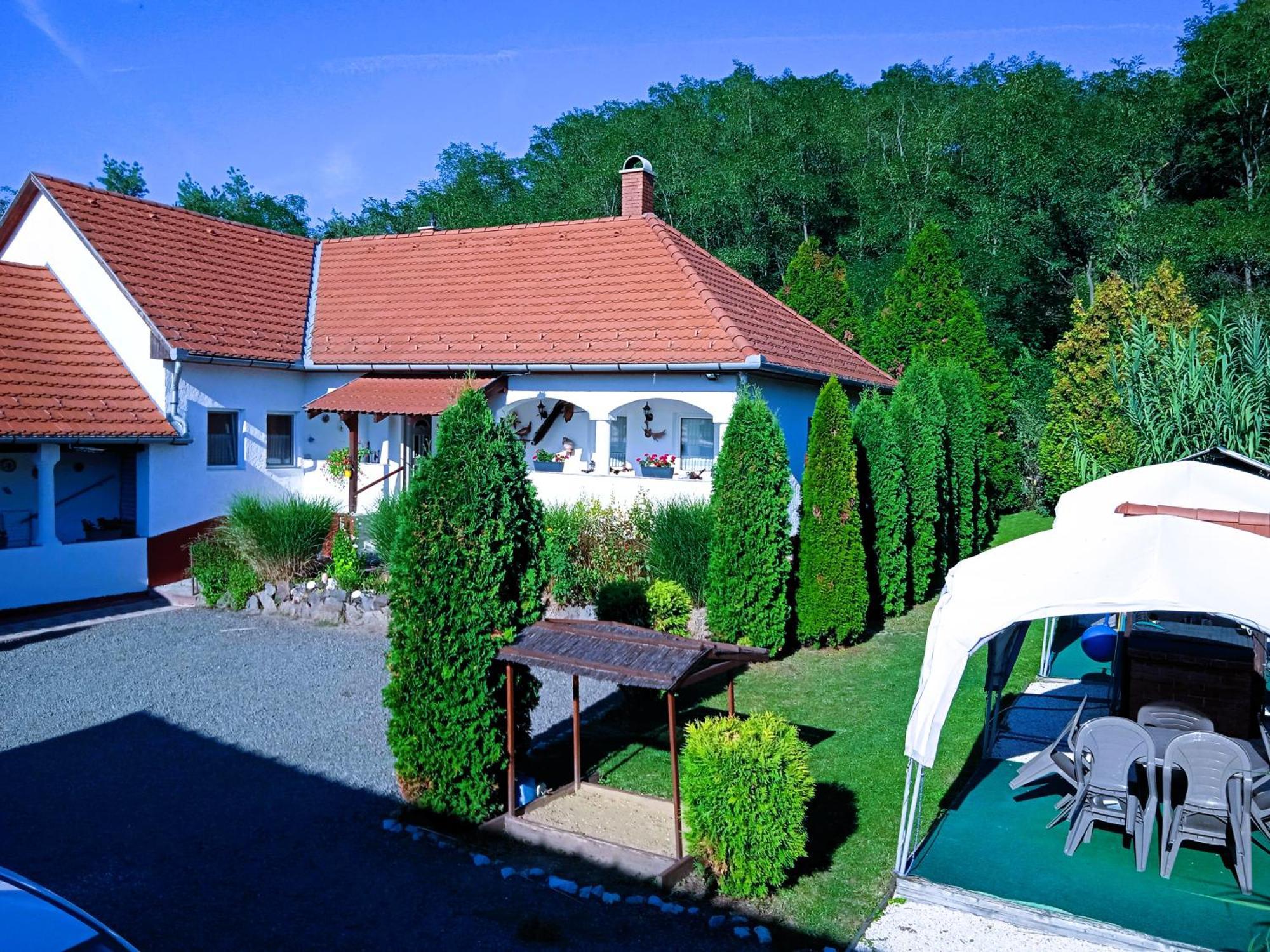Harmony Vendeghaz Egerszalok Appartement Buitenkant foto